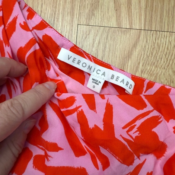 Veronica Beard Vida Poppy Top multi size 0 One-Shoulder Red Patterned Top - Picture 6 of 7